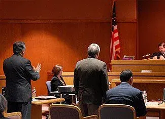 com_sim_litigation_image_02